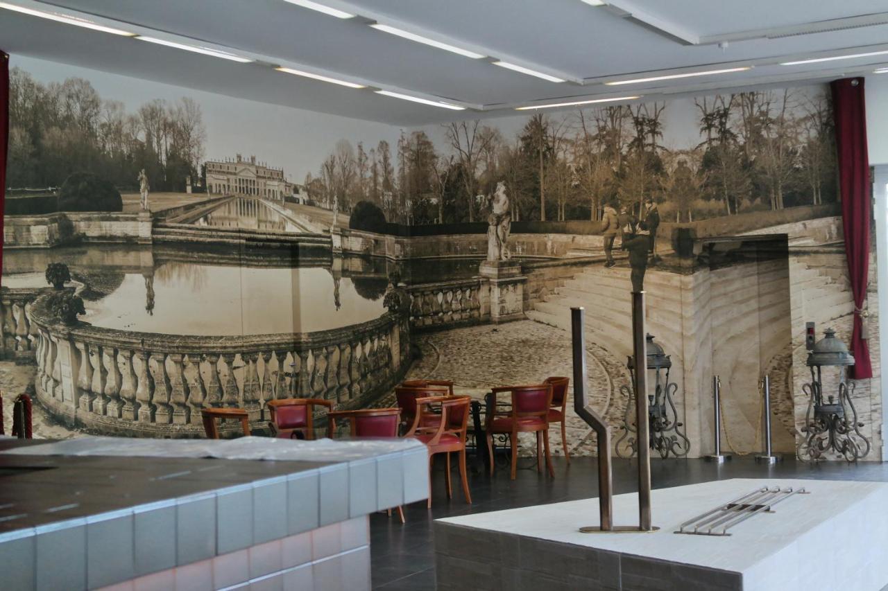 Hotel Paradiso สตรา ภายนอก รูปภาพ