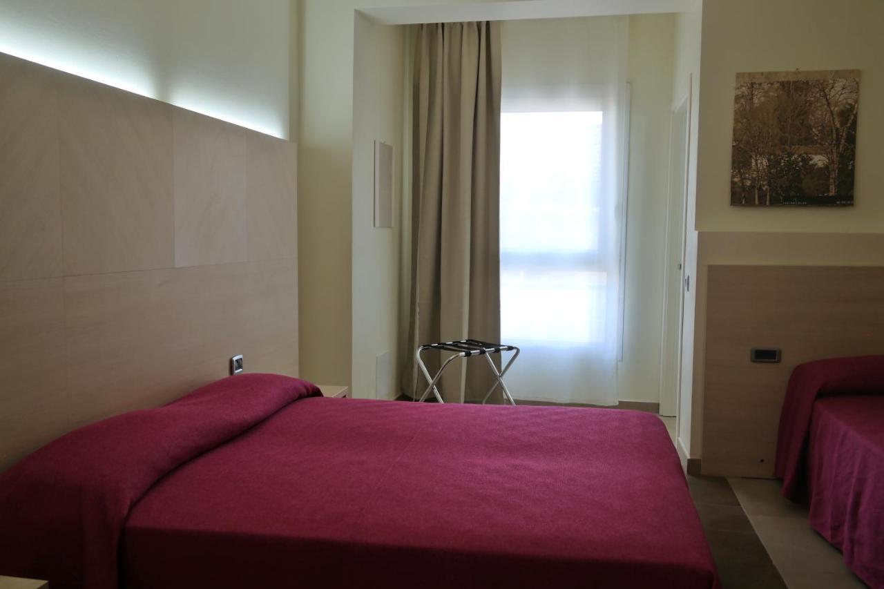 Hotel Paradiso สตรา ภายนอก รูปภาพ